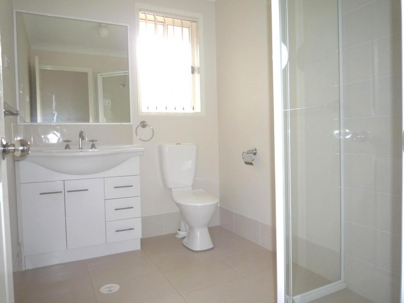 34 Pumphouse Crescent, Rutherford NSW 2320