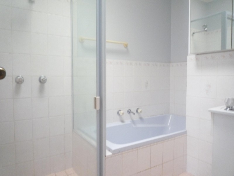 2/30 Eucalyptus Crescent, Metford NSW 2323