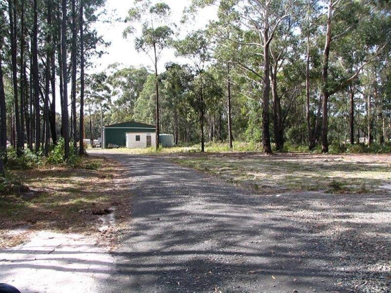 81 Warri Street, Pindimar NSW 2324