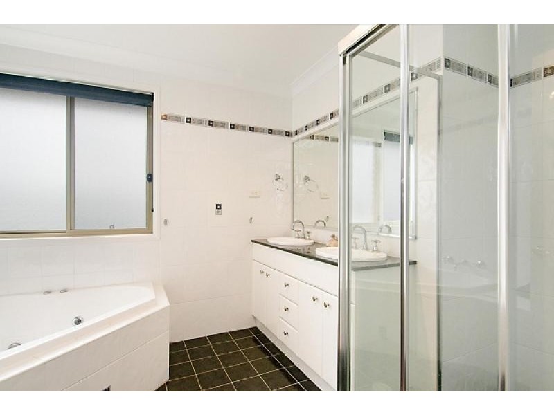 34  John Verge Drive, Aberglasslyn NSW 2320