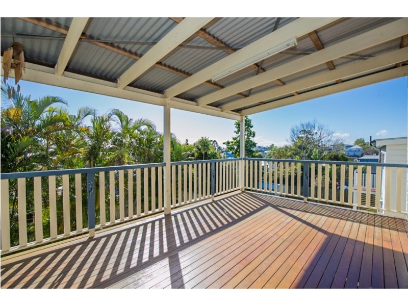 22 Torrens Street, Annerley QLD 4103