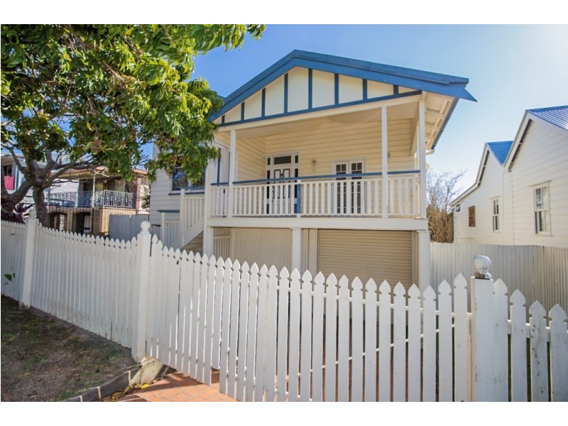 22 Torrens Street, Annerley QLD 4103