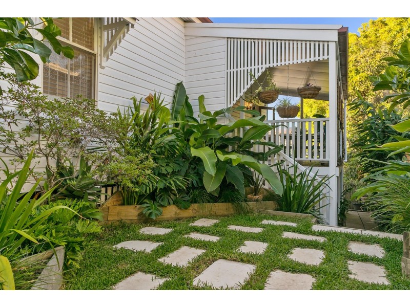 17 Kintore Street, Annerley QLD 4103