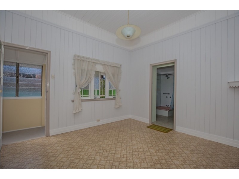 96 Ekibin Road, Annerley QLD 4103