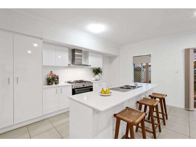 69 Dartmouth Street, Coopers Plains QLD 4108