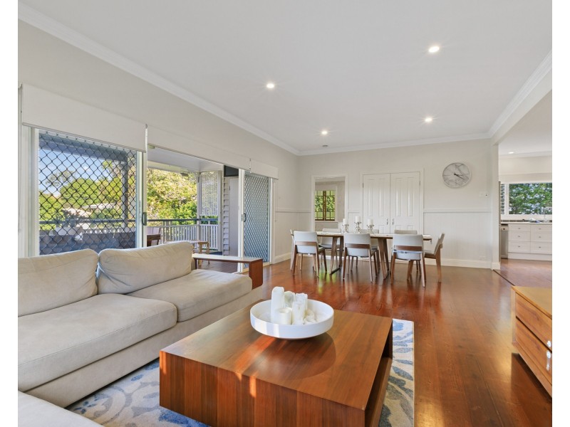 4 Orford Street, Tarragindi QLD 4121