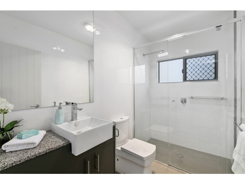 44a Wilton Terrace, Yeronga QLD 4104