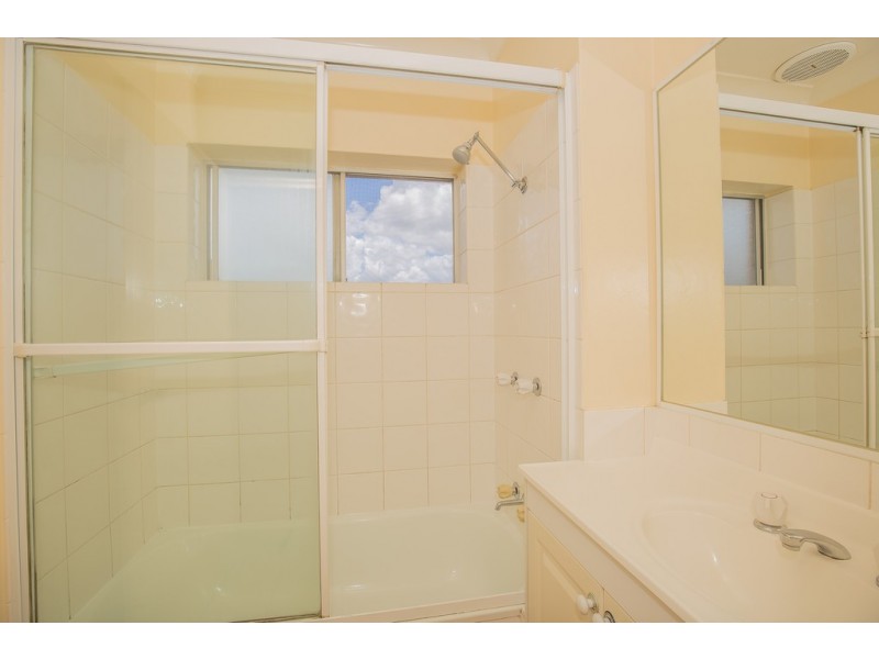 1/197 Ekibin Road, Annerley QLD 4103