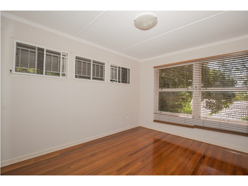 59 Dunrod Street, Holland Park West QLD 4121