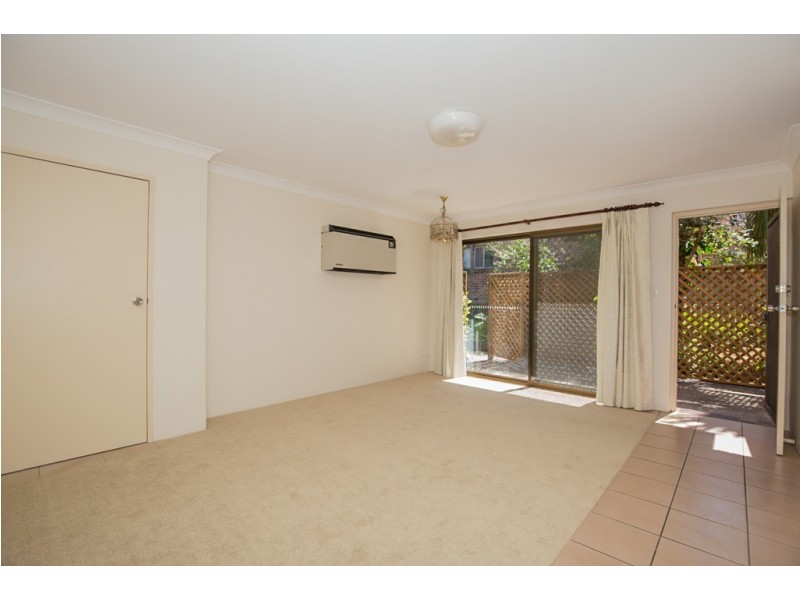 2/61 Real Street, Annerley QLD 4103