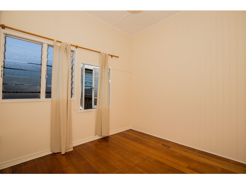 95 Annerley Road, Woolloongabba QLD 4102