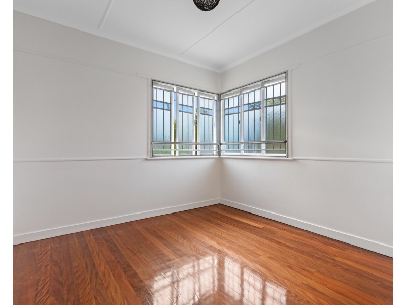 73 Evenwood Street, Coopers Plains QLD 4108