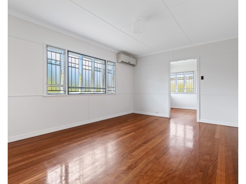 73 Evenwood Street, Coopers Plains QLD 4108