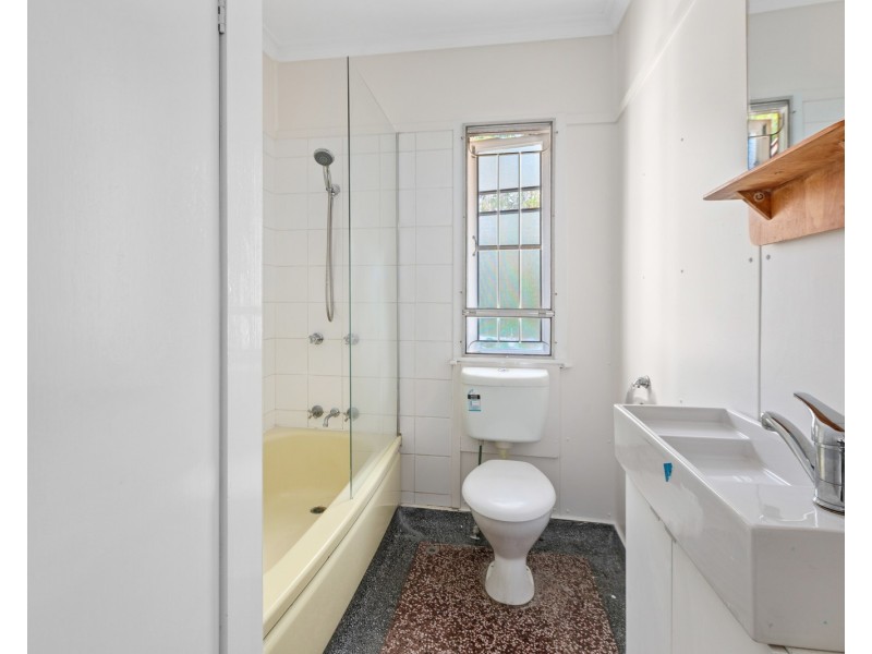 73 Evenwood Street, Coopers Plains QLD 4108