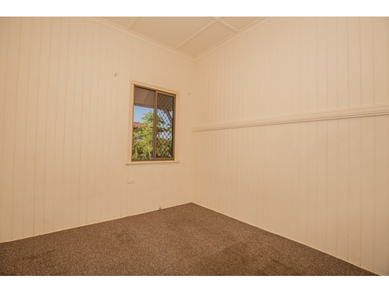 253 Fairfield Road, Fairfield QLD 4103