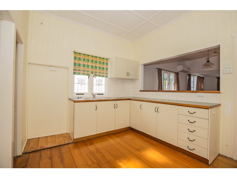 1/13 Glena Street, Fairfield QLD 4103