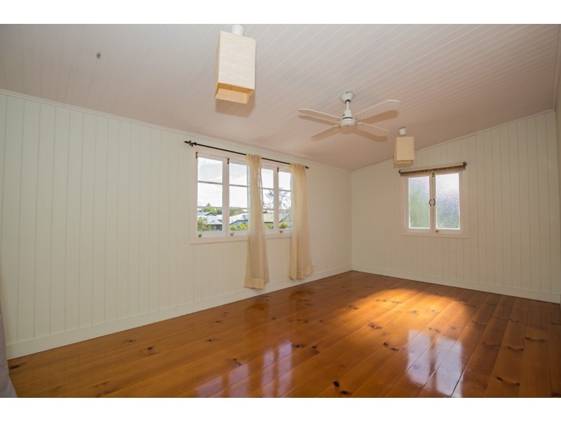 1/13 Glena Street, Fairfield QLD 4103