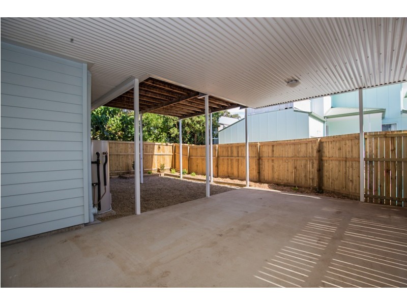 1/13 Glena Street, Fairfield QLD 4103