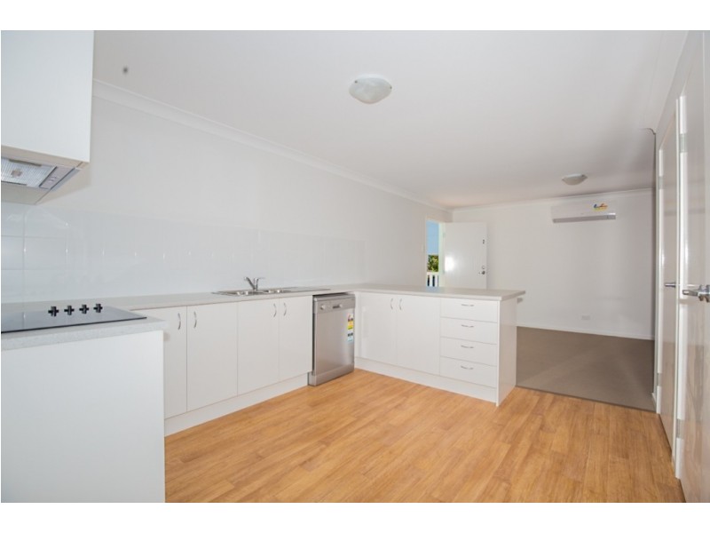 1/11 Glena Street, Fairfield QLD 4103