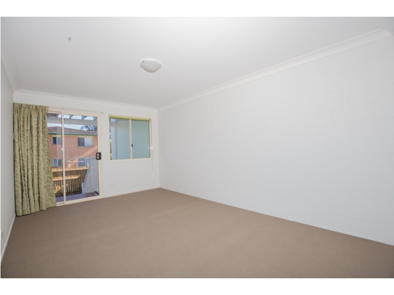 1/11 Glena Street, Fairfield QLD 4103