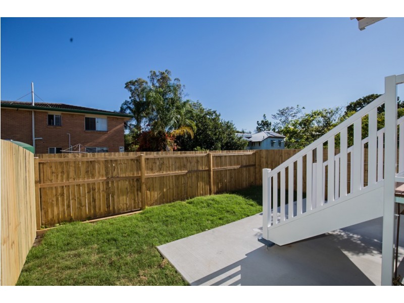 1/11 Glena Street, Fairfield QLD 4103