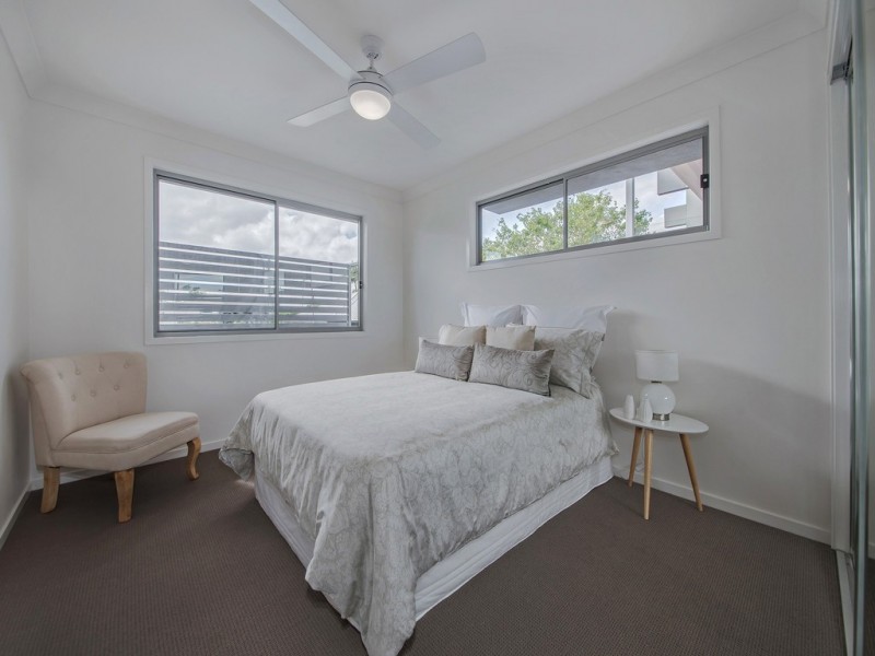 4 and 6/371 Fairfield Road, Yeronga QLD 4104