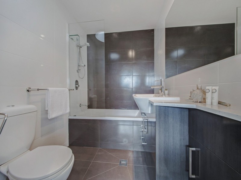 4 and 6/371 Fairfield Road, Yeronga QLD 4104