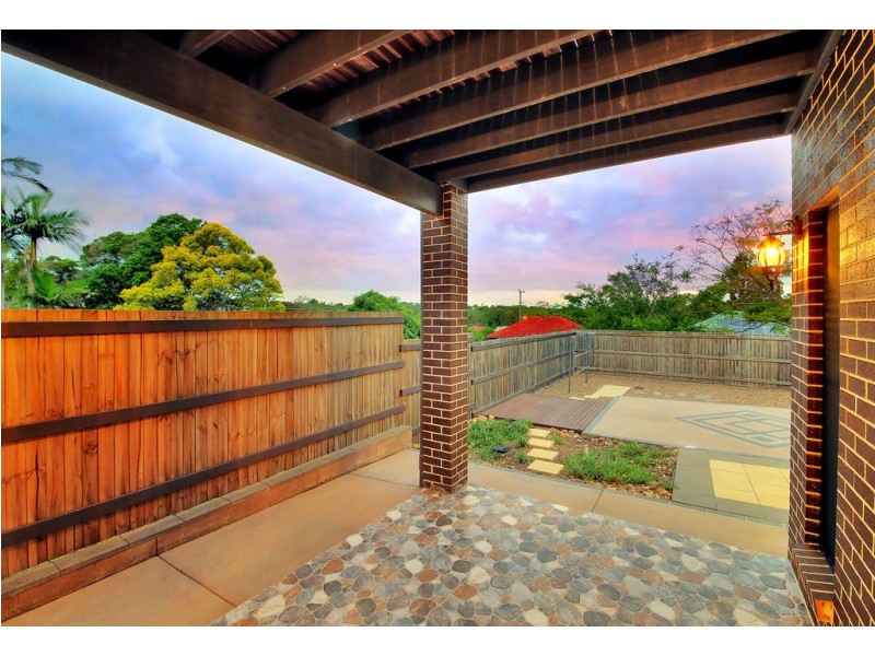 105 Nyleta Street, Coopers Plains QLD 4108