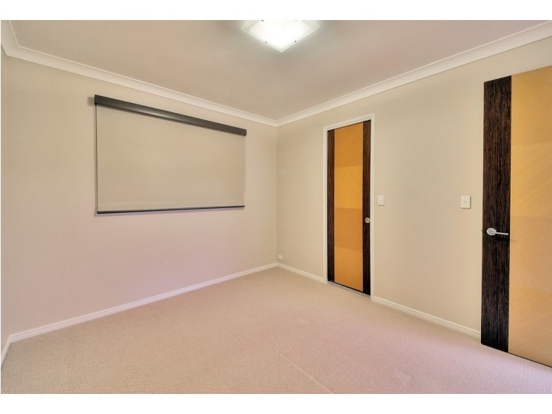 105 Nyleta Street, Coopers Plains QLD 4108