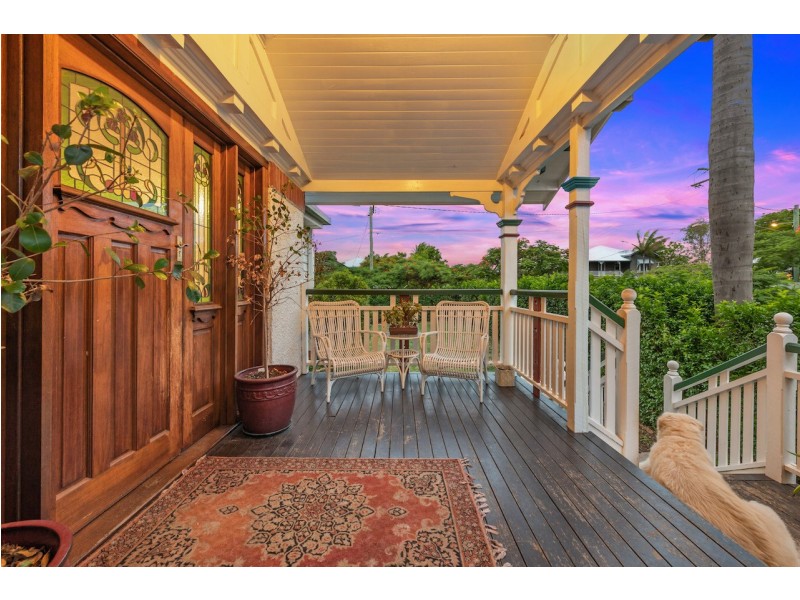 38 Wingarra Street, Yeerongpilly QLD 4105