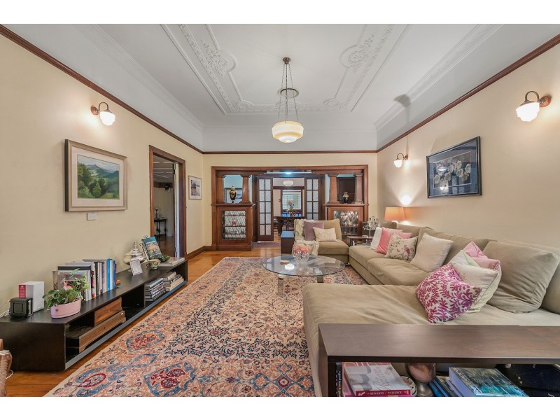 38 Wingarra Street, Yeerongpilly QLD 4105