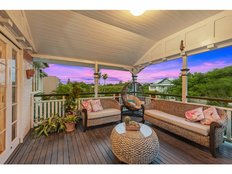 38 Wingarra Street, Yeerongpilly QLD 4105