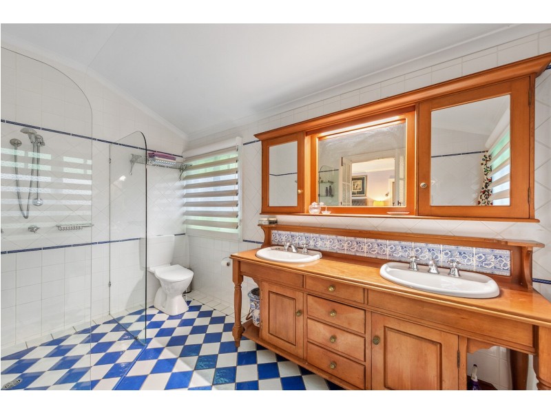 38 Wingarra Street, Yeerongpilly QLD 4105