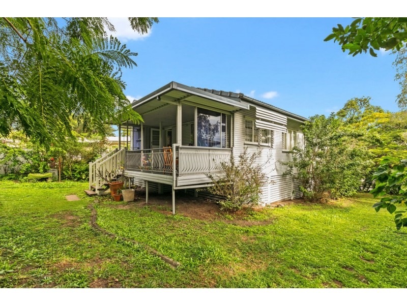 64 Chalfont Street, Salisbury QLD 4107