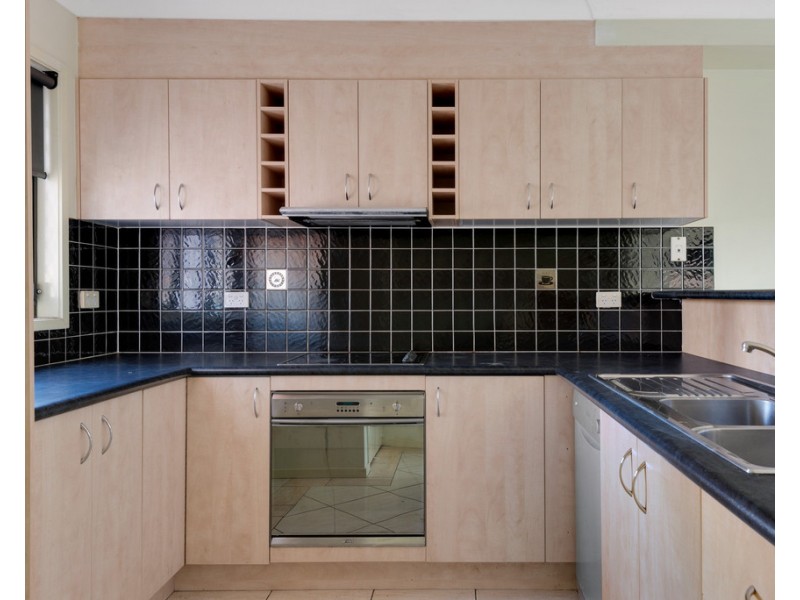 1/18 Princess Street, Fairfield QLD 4103