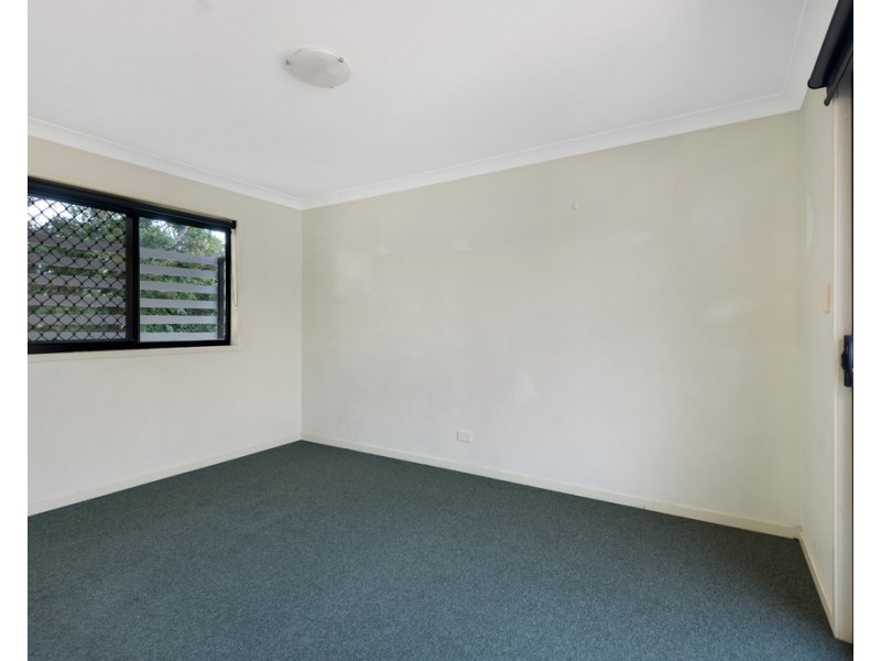 1/18 Princess Street, Fairfield QLD 4103