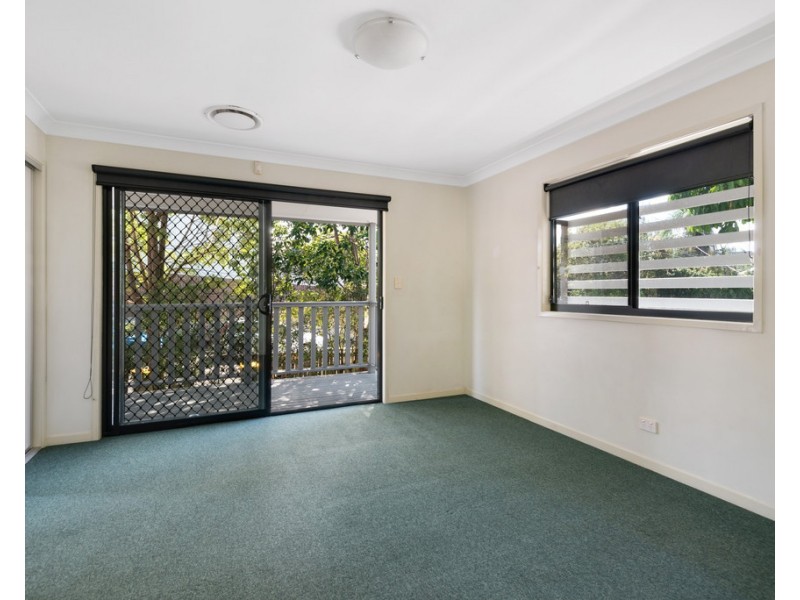 1/18 Princess Street, Fairfield QLD 4103
