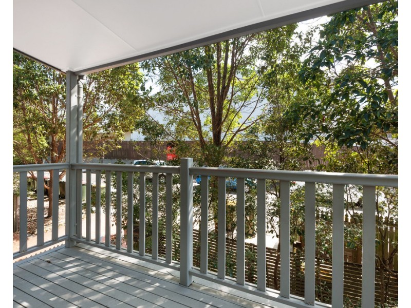 1/18 Princess Street, Fairfield QLD 4103