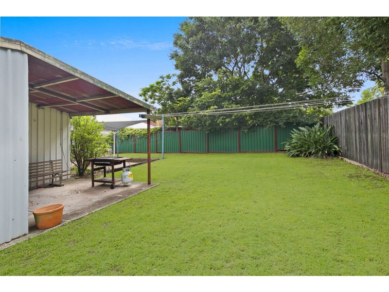 11 Vereker Street, Coopers Plains QLD 4108