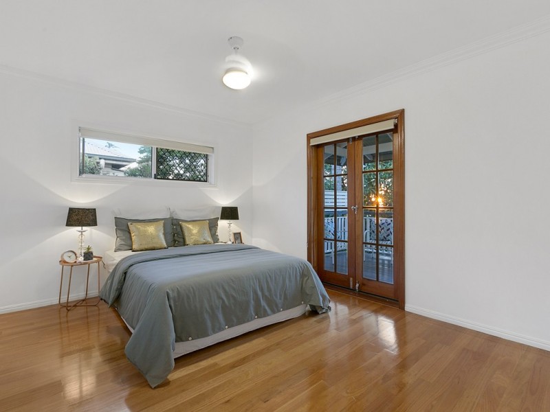 1 Biarra Street, Yeerongpilly QLD 4105