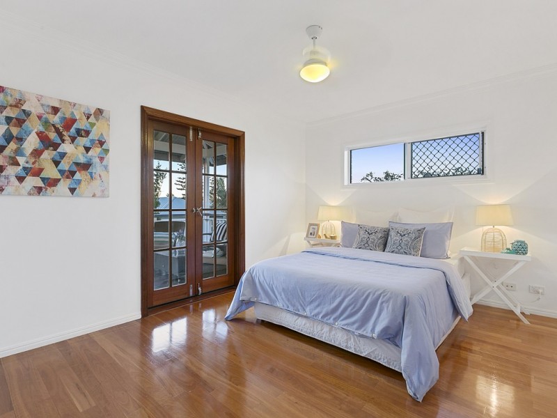 1 Biarra Street, Yeerongpilly QLD 4105