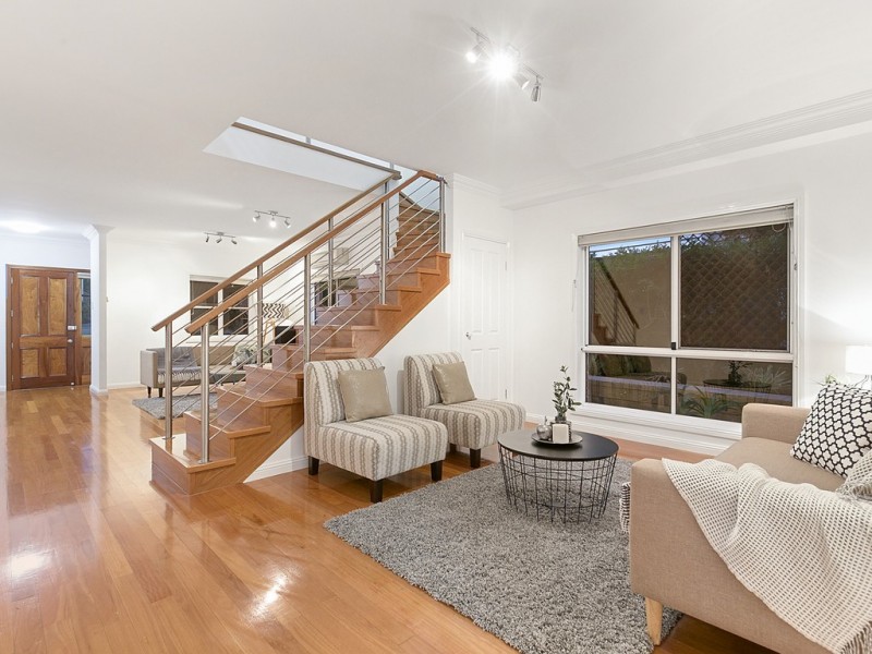 1 Biarra Street, Yeerongpilly QLD 4105