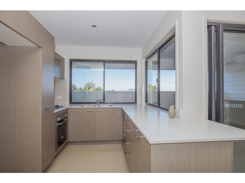 10/16 Lyons Street, Moorooka QLD 4105