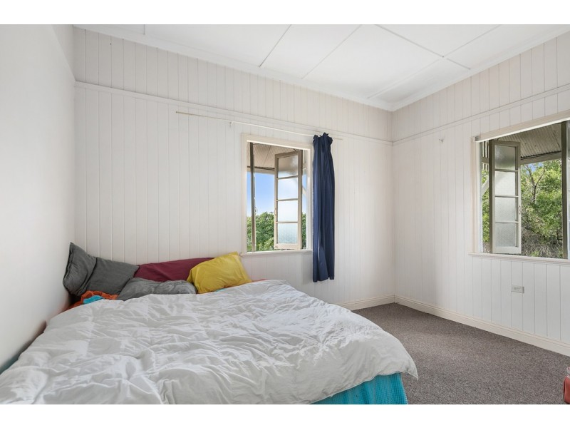 253 Fairfield Road, Fairfield QLD 4103