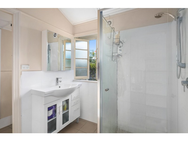 253 Fairfield Road, Fairfield QLD 4103