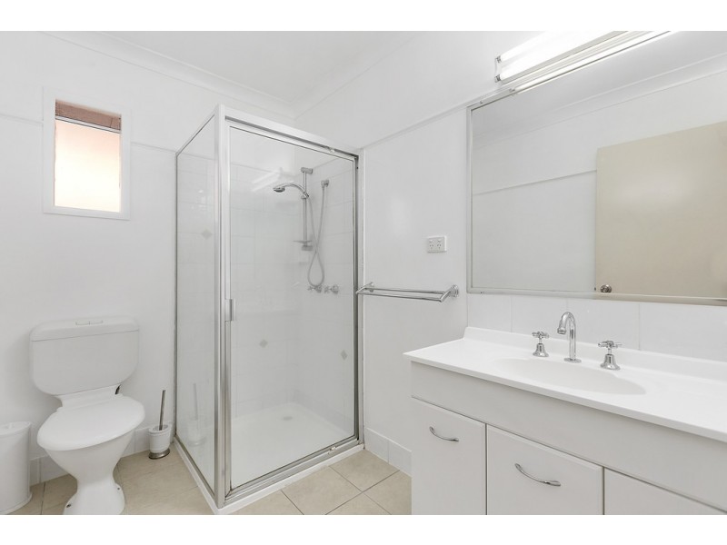8/30 Villa Street, Annerley QLD 4103