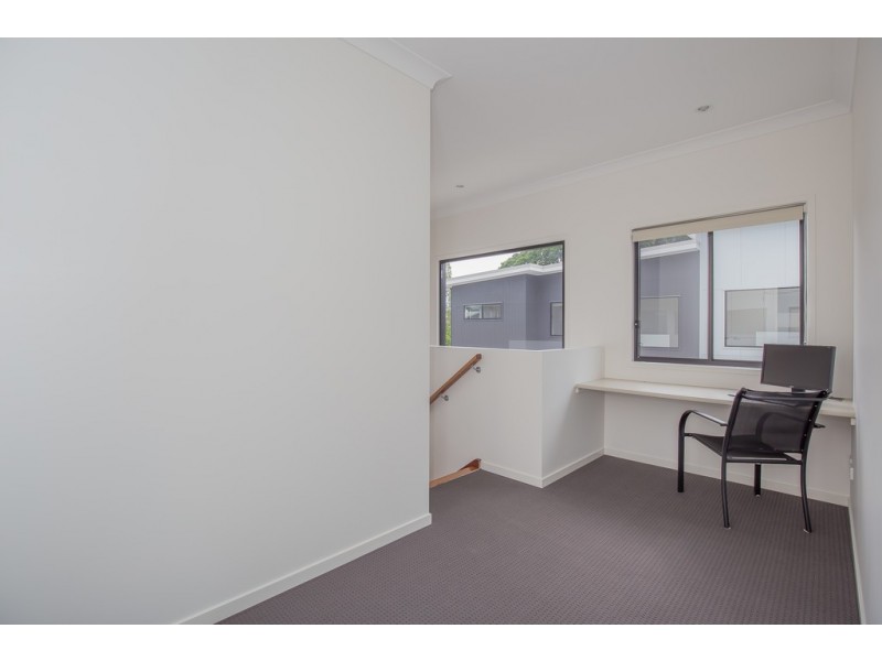 1/37 Manson Parade, Yeronga QLD 4104