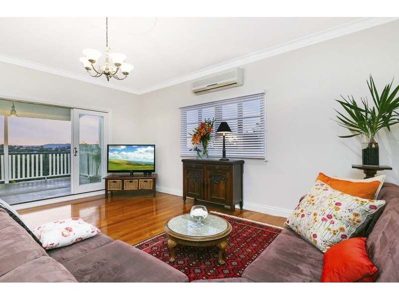 103 Fingal Street, Tarragindi QLD 4121