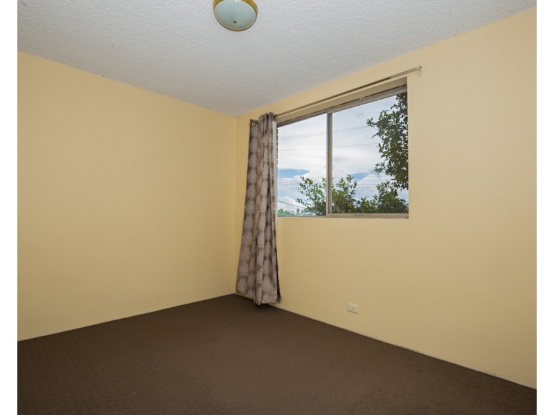 1/10 Cross Street, Fairfield QLD 4103