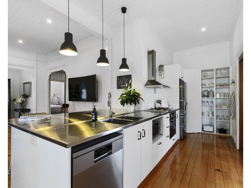 61 Venner Road, Annerley QLD 4103